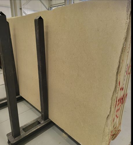 Lastra in pietra naturale in pietra calcarea - BEIGE NOVELDA - MARMOMAR SPAIN - per muro / per interni / per piano di lavoro