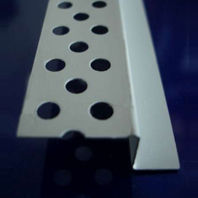 Profilo in acciaio - METALSCREEN GEEE SRL - galvanizzato / a U / per parete