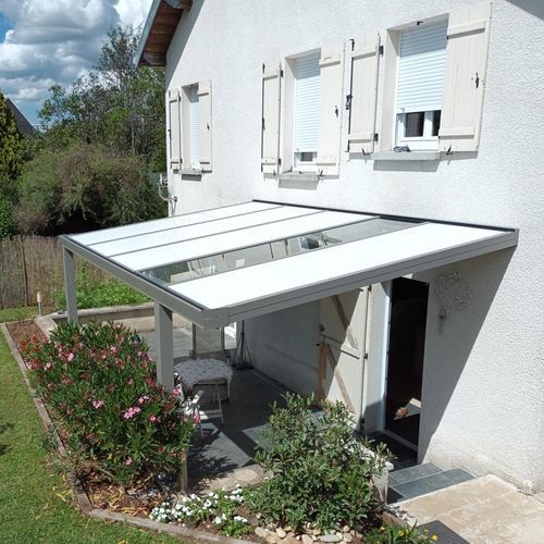 Pergola autoportante - Confort - HEOLIAN - addossata / in metallo / in vetro