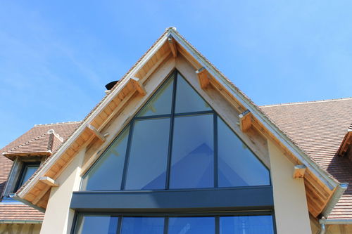 Finestra in alluminio - ALU-GLASS - a battente / grigia / bianca