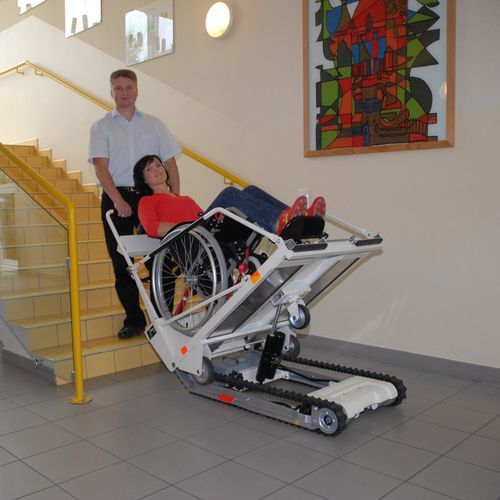 Montascale a piattaforma PMR - Public - Lehner Lifttechnik - inclinato / da esterno / da interno