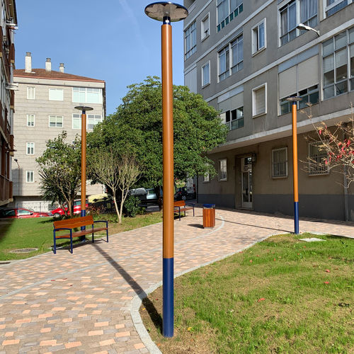 Lampione urbano - MDR.COLONNA - IDELNOR - contemporaneo / in acciaio galvanizzato / in legno