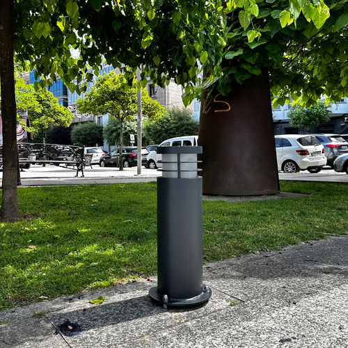 Lampioncino contemporaneo - ACR.COLONNA® - IDELNOR - in PMMA / in acciaio galvanizzato / in acciaio con rivestimento a polvere
