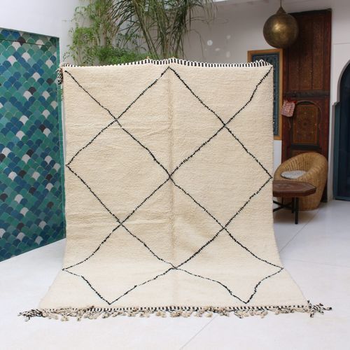 Tappeto contemporaneo - Beni Ourain - MUSMUS RUGS - con motivi geometrici / in lana / rettangolare
