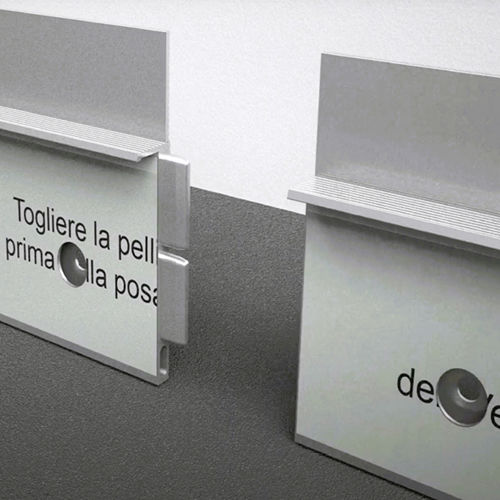 Profilato per fissaggio per zoccolo - DHER