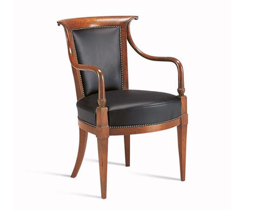 Poltrona classica - 1530 James - Bordini arredamenti - in tessuto / in pelle / in legno