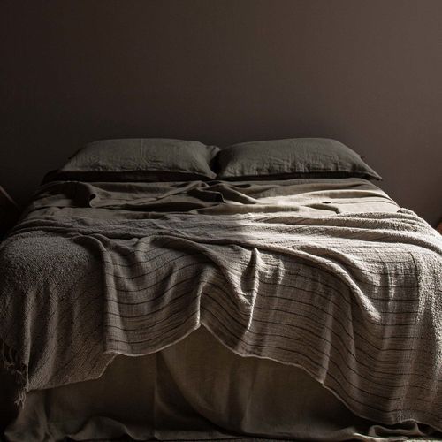 Plaid in lino - DOJA - dELENZO LINEN FROM EUROPE S.L - in fibra vegetale / in fibra naturale