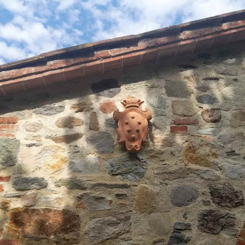 Scultura in terracotta - Medici  - cestenoli srl - da esterno / fatta a mano / Made in Italy