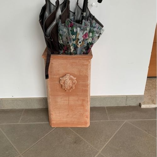 Portaombrello in terracotta - Rettangolare con Giglio - cestenoli srl - fatto a mano