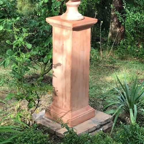 Piedistallo classico - Quadrata  - cestenoli srl - in terracotta / da giardino / per scultura
