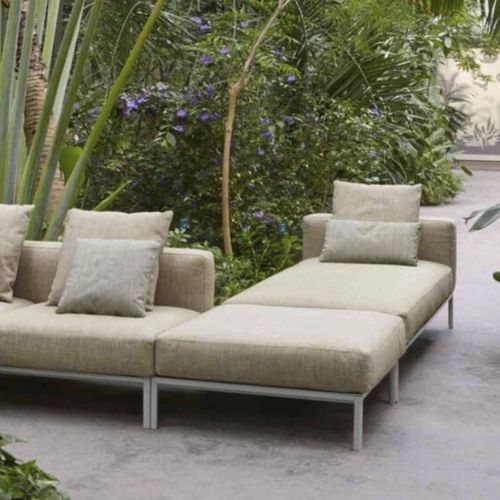 Ottomana contemporanea - New Platform - WOW ITALY - in tessuto / in alluminio / quadrata