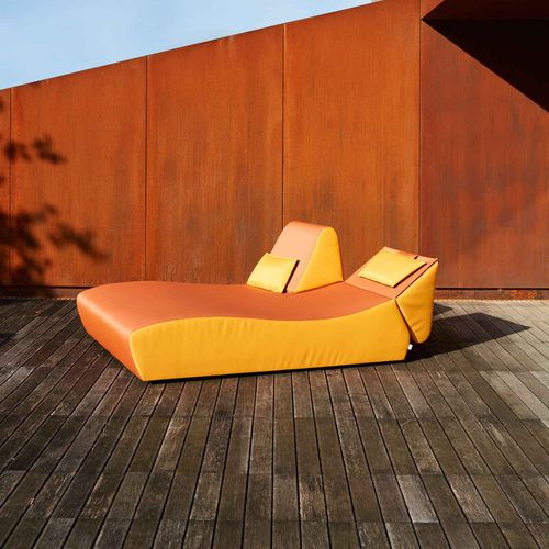 Lettino prendisole contemporaneo - Rest - WOW ITALY - in tessuto / in legno / con schienale regolabile