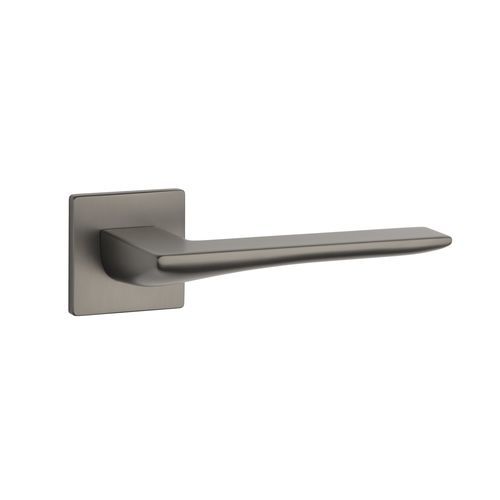 Maniglia per porta - IRIS Q - ENGER - in metallo / in legno / contemporanea