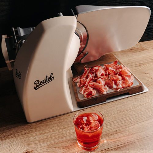 Affettatrice di pane - HOME LINE 250 PLUS MATTE CREAM - Berkel - formaggi / per frutta / per verdure