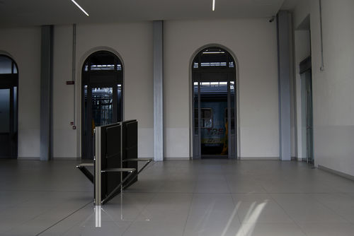 Totem pubblicitario - AMD SALOMON DESIGN - a doppia faccia / da interno / da esterno