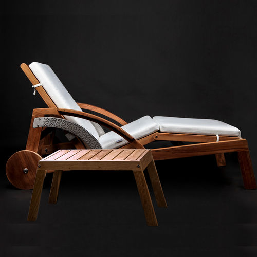 Lettino prendisole contemporaneo - Laubbe Design SL - in tessuto / in teak / in teak