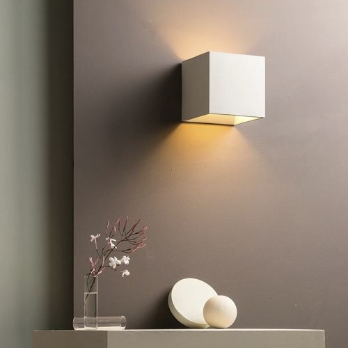 Applique contemporanea - CROMIA - Plato Design srls - da interno / in calcestruzzo / geometrica