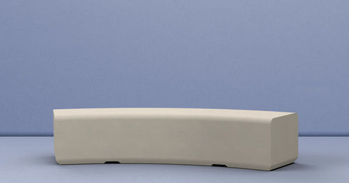 Panca per spazi pubblici design - BEAM R3000 - Sirolis - in calcestruzzo / senza schienale / senza braccioli