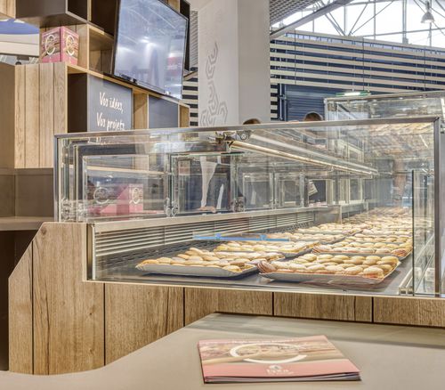 Vetrina refrigerata espositiva - VISUALIS PASTRY - Eurocryor - per pasticceria / in metallo / con sportello
