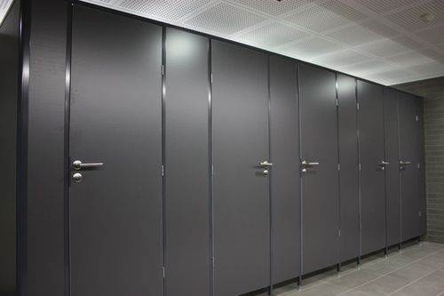 Parete divisoria per bagni in alluminio - LTT PLM - Eltete Oy - in laminato