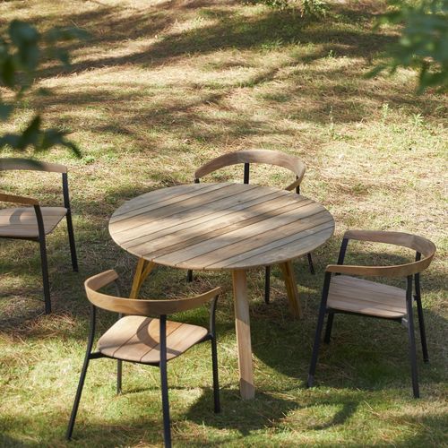 Tavolo da pranzo contemporaneo - KATRINE - Tikamoon - in teak / con supporto in teak / rotondo