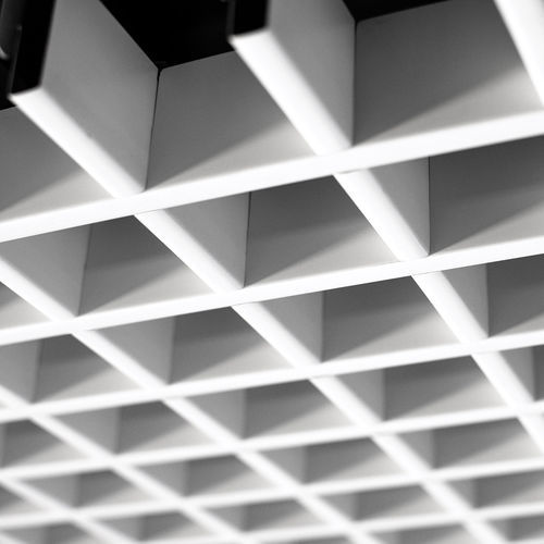 Controsoffitto in acciaio galvanizzato - Vertebra - in alluminio / a quadrotte / per interni