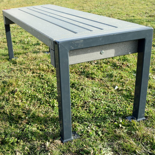 Divanetto imbottito contemporaneo - G&D - Urban'Ex - in materiale riciclato / con supporto in metallo / per spazio pubblico