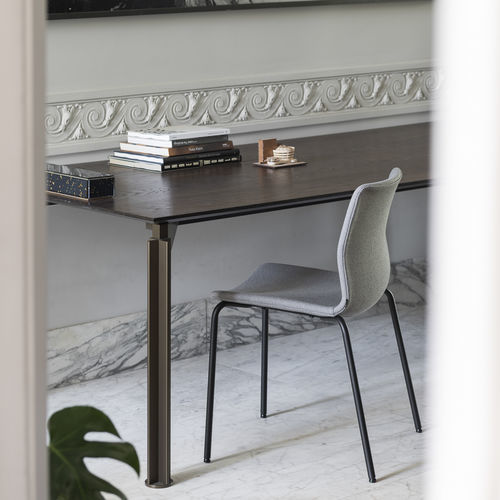 Sedia contemporanea - VVD - BULO - da interno / in plastica / con supporto in metallo