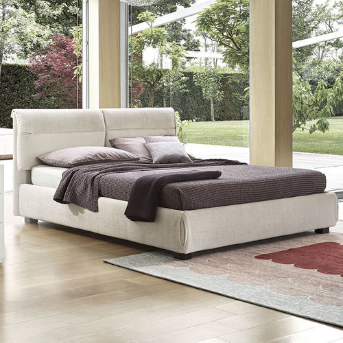 Letto matrimoniale - austin - calligaris - contemporaneo / imbottito / con testiera
