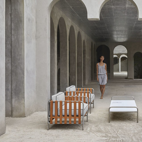 Poltrona contemporanea - ONSEN  - GANDIA BLASCO - idrorepellente / in acciaio inossidabile / con cuscino rimovibile