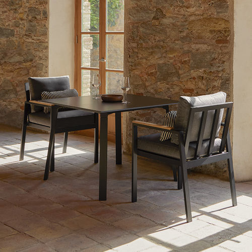 Tavolo da pranzo contemporaneo - TIMELESS  - GANDIA BLASCO - in Dekton® / con supporto in alluminio / rettangolare