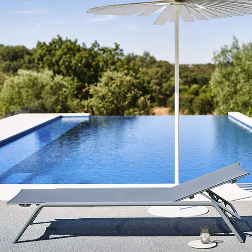 Lettino prendisole contemporaneo - STACK - GANDIA BLASCO - in Batyline® / idrorepellente / in alluminio termolaccato
