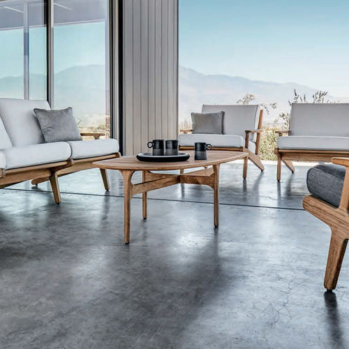 Tavolino basso contemporaneo - BAY - GLOSTER - in teak / con supporto in teak / ovale