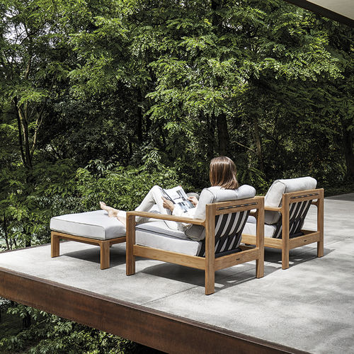Ottomana contemporanea - LOOP - GLOSTER - in tessuto / in teak / rettangolare