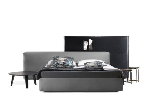 Letto matrimoniale - PORTLAND - IVANO REDAELLI - contemporaneo / con testiera imbottita / imbottito