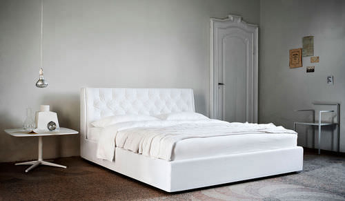 Letto matrimoniale - ASTRID - IVANO REDAELLI - contemporaneo / imbottito / con testiera imbottita