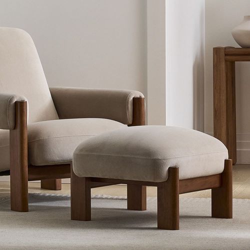 Ottomana contemporanea - Nils - West Elm - in tessuto / in legno massiccio / rettangolare