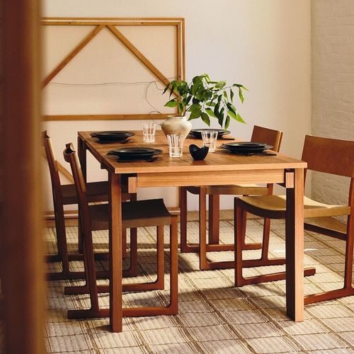 Tavolo da pranzo contemporaneo - Ainsley - West Elm - in legno massiccio / impiallacciato in legno / in picea