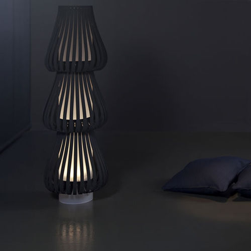 Lampada da terra - BAILAORA - METALARTE - in metacrilato / design originale / con cavo