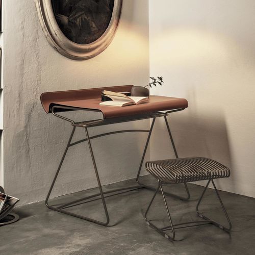 Scrivania da terra - TAYLOR - BONTEMPI CASA - contemporanea / in metallo laccato / in pelle