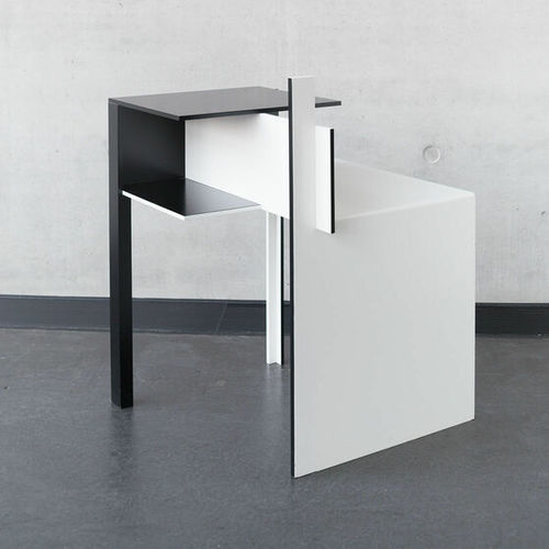Tavolo d'appoggio contemporaneo - DE STIJL - CLASSICON - in MDF laccato / con supporto in MDF / quadrato