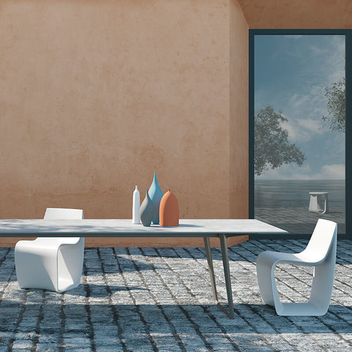 Sedia contemporanea - SIGN MATT - MDF Italia - da esterno / in polipropilene / con base in polipropilene