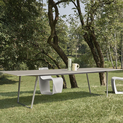 Tavolo contemporaneo - AXY  - MDF Italia - in legno / in ceramica / in Fenix NTM
