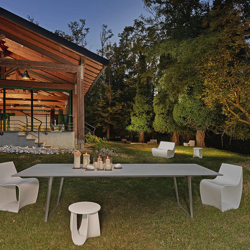 Tavolo contemporaneo - AXY  - MDF Italia - in legno / in ceramica / in Fenix NTM