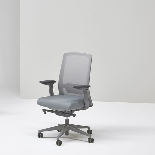 Sedia da ufficio contemporanea - SENATOR® - Nienkamper - da interno / in tessuto / in rete