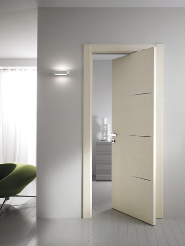 Porta da interno - GIDEA - in laminato / a bilico con asse laterale / contemporanea
