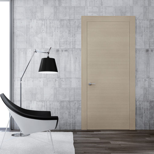 Porta da interno - TRAVESSA - CARRE furniture - in legno / battente / senza vetri