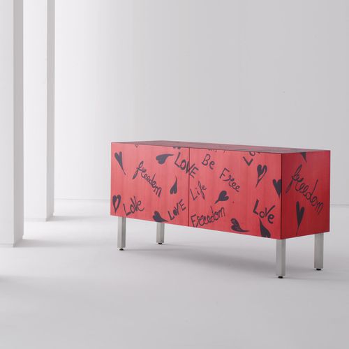 Credenza con piedi alti - FREEDOM - LAURAMERONI - contemporanea / in acero / in metallo spazzolato