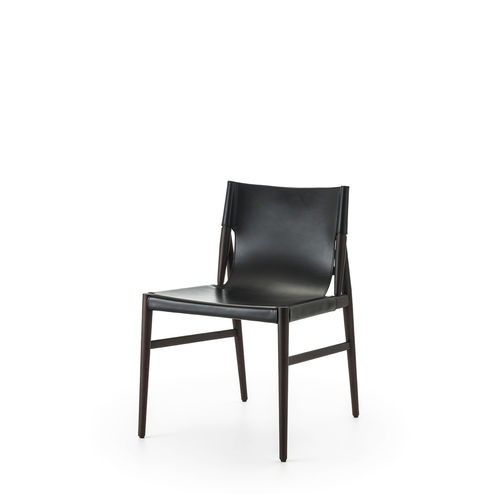 Sedia contemporanea - VOYAGE - Porro - da interno / in pelle / con supporto in legno