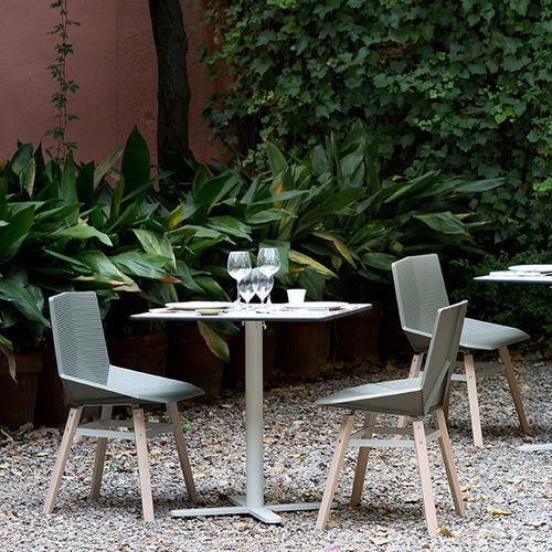 Tavolo da bistrot contemporaneo - OXI - Mobles 114 editions - in HPL / in acciaio / in melaminico